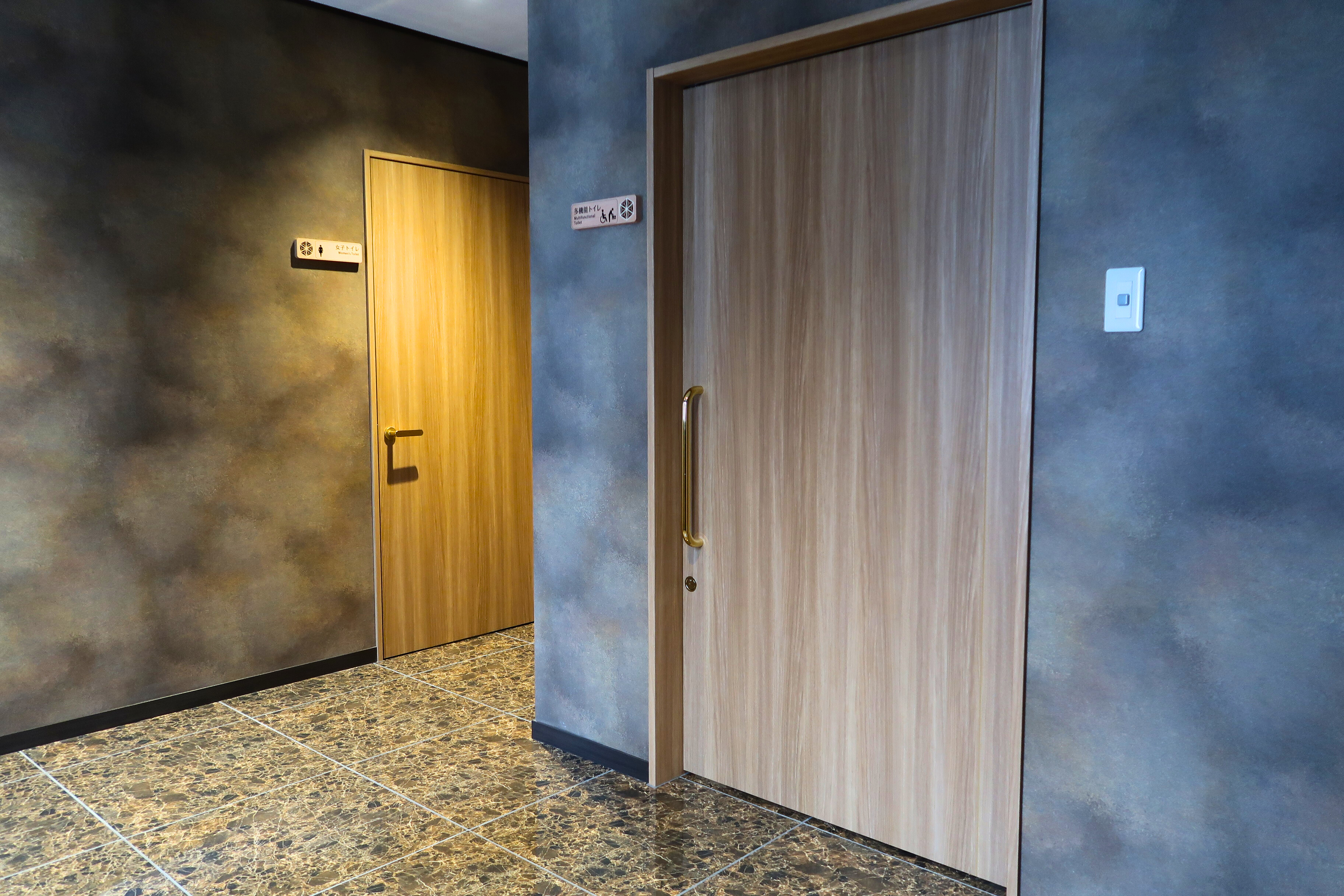 館内バリアフリートイレ