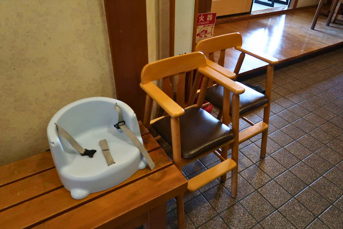 ベビーチェア